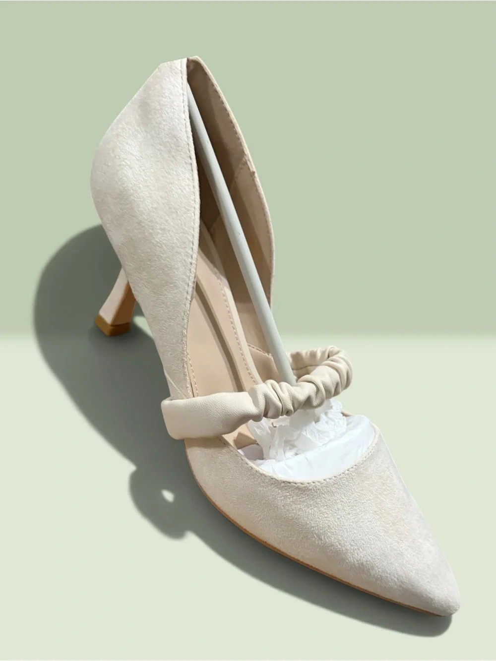 Ruched Strap Pointed-Toe Mid Heel in Cream